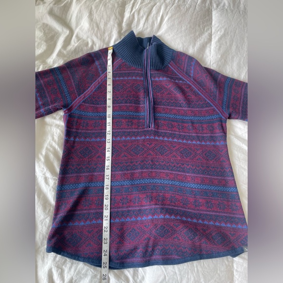 Eddie Bauer fair-isle inspired berry and navy blue quarter zip sweater | M - Picture 9 of 12